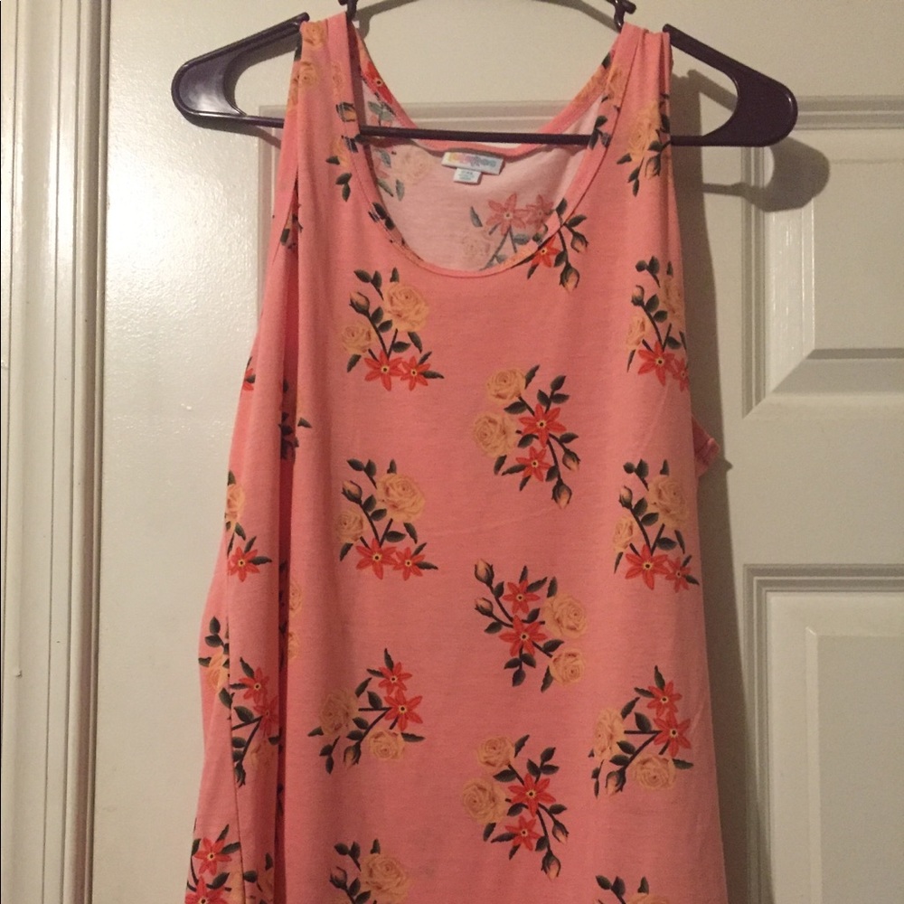 Lularoe tank